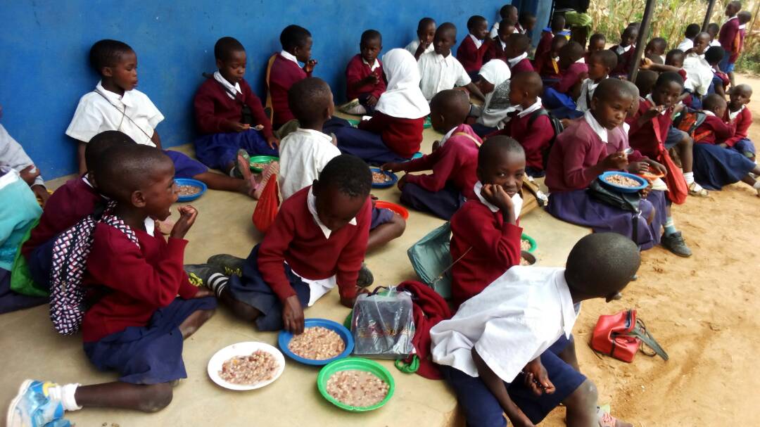 foto delle mense scolastiche in Tanzania de L'Africa Chiama