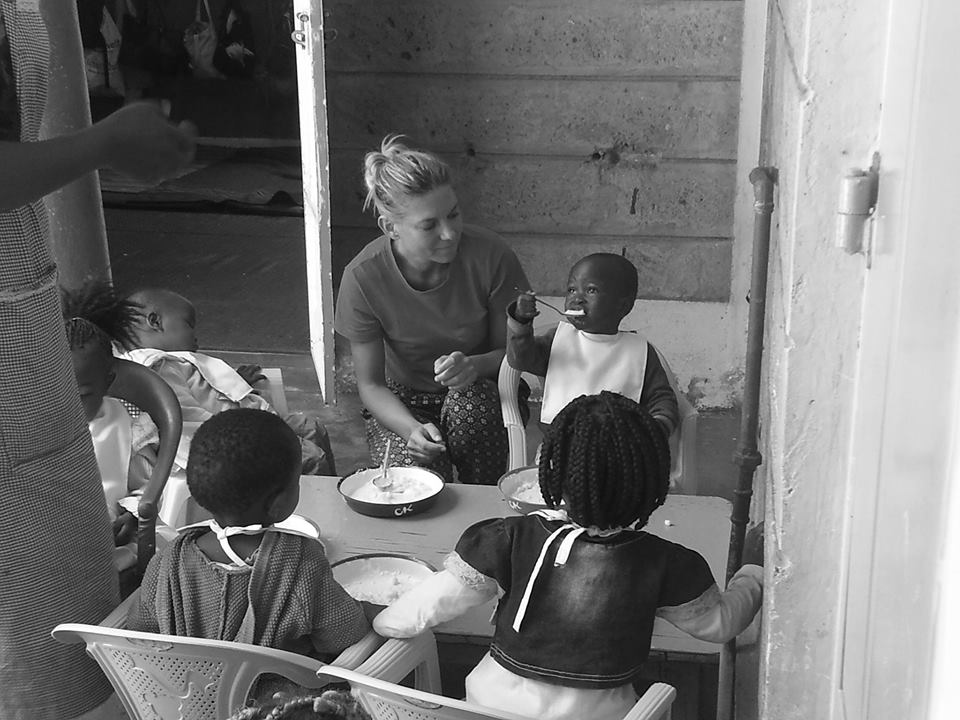 Titti volontaria in Africa nello slum di Soweto